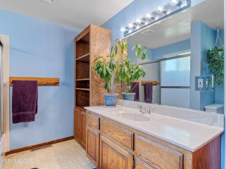 950 Morning Star, Gardnerville, Nevada 89460, 3 Bedrooms Bedrooms, ,2 BathroomsBathrooms,Residential,Residential,Morning Star,250053167