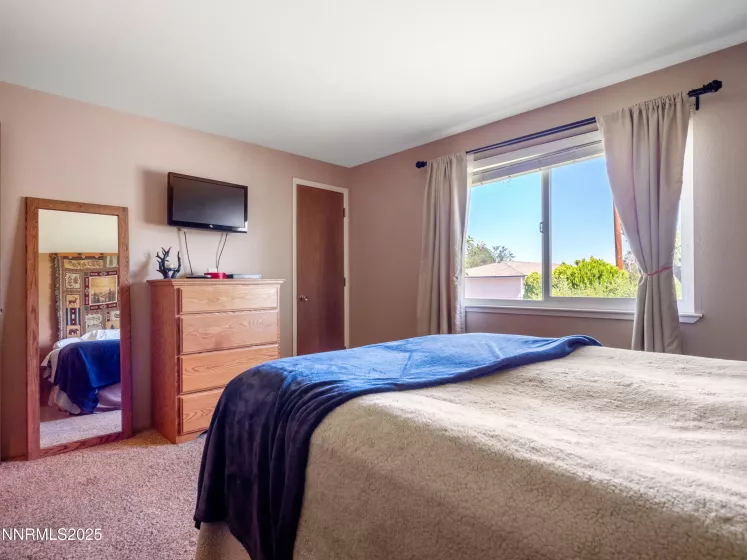 950 Morning Star, Gardnerville, Nevada 89460, 3 Bedrooms Bedrooms, ,2 BathroomsBathrooms,Residential,Residential,Morning Star,250053167