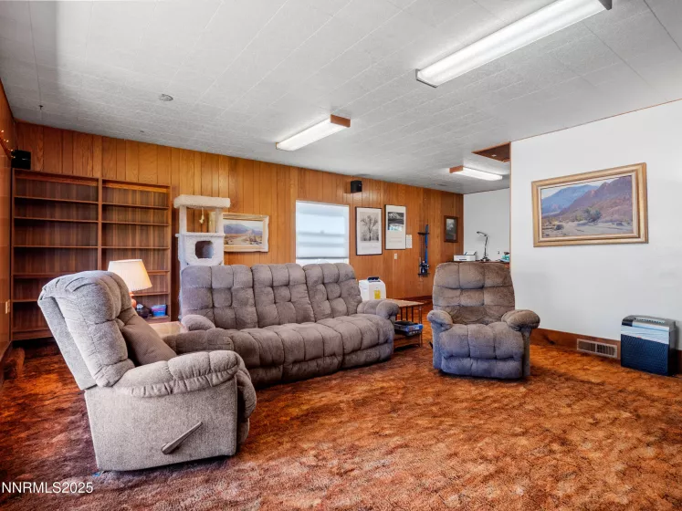 950 Morning Star, Gardnerville, Nevada 89460, 3 Bedrooms Bedrooms, ,2 BathroomsBathrooms,Residential,Residential,Morning Star,250053167