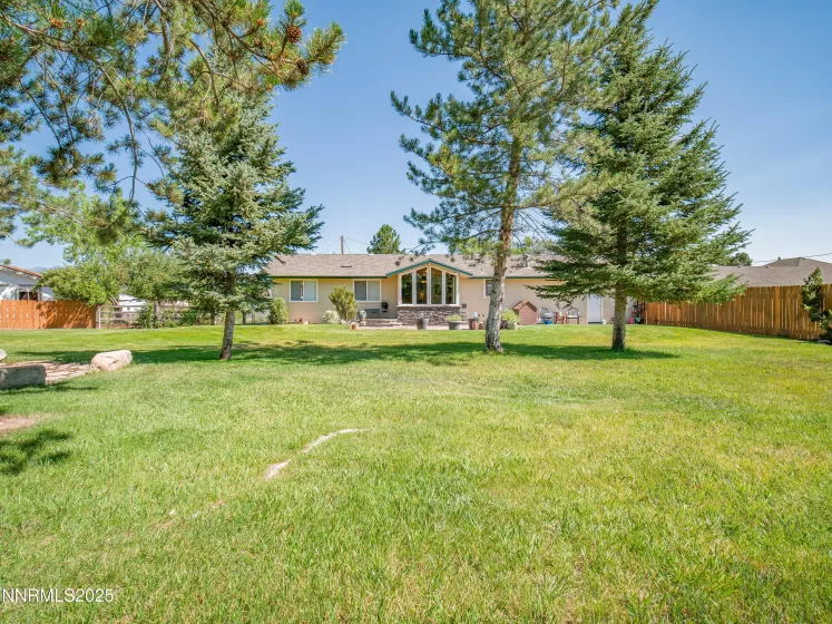 950 Morning Star, Gardnerville, Nevada 89460, 3 Bedrooms Bedrooms, ,2 BathroomsBathrooms,Residential,Residential,Morning Star,250053167