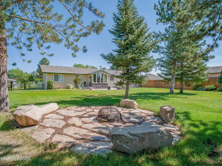 950 Morning Star, Gardnerville, Nevada 89460, 3 Bedrooms Bedrooms, ,2 BathroomsBathrooms,Residential,Residential,Morning Star,250053167