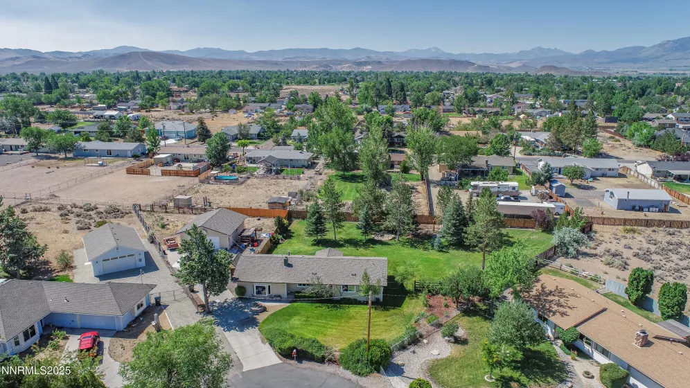 950 Morning Star, Gardnerville, Nevada 89460, 3 Bedrooms Bedrooms, ,2 BathroomsBathrooms,Residential,Residential,Morning Star,250053167