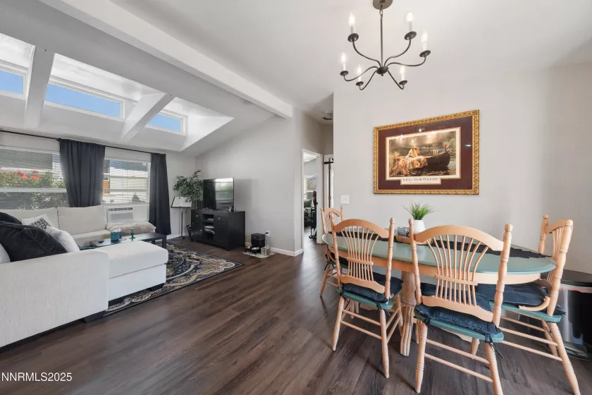 7571 Diamond Pointe, Reno, Nevada 89506, 3 Bedrooms Bedrooms, ,2 BathroomsBathrooms,Residential,Residential,Diamond Pointe,250053169