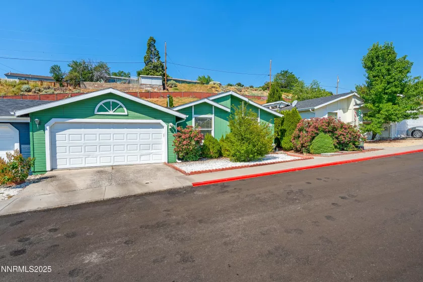 7571 Diamond Pointe, Reno, Nevada 89506, 3 Bedrooms Bedrooms, ,2 BathroomsBathrooms,Residential,Residential,Diamond Pointe,250053169