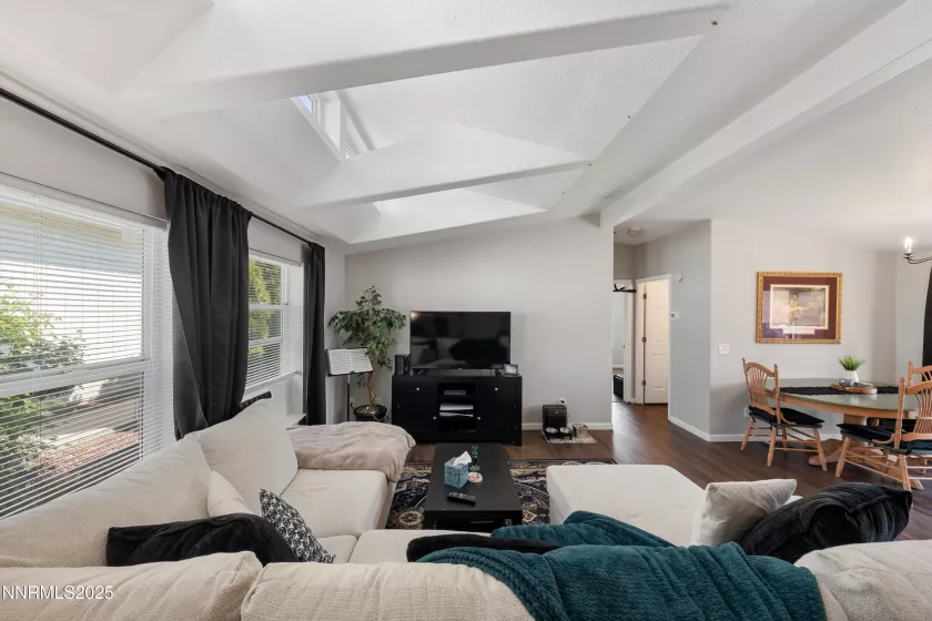 7571 Diamond Pointe, Reno, Nevada 89506, 3 Bedrooms Bedrooms, ,2 BathroomsBathrooms,Residential,Residential,Diamond Pointe,250053169