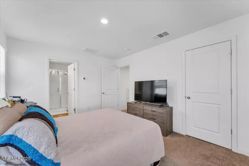8838 Wolf Moon, Reno, Nevada 89506, 4 Bedrooms Bedrooms, ,3 BathroomsBathrooms,Residential,Residential,Wolf Moon,250053170