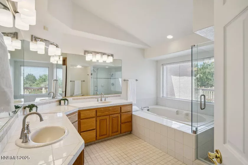 13475 Evening Song, Reno, Nevada 89511, 4 Bedrooms Bedrooms, ,3 BathroomsBathrooms,Residential,Residential,Evening Song,250053171