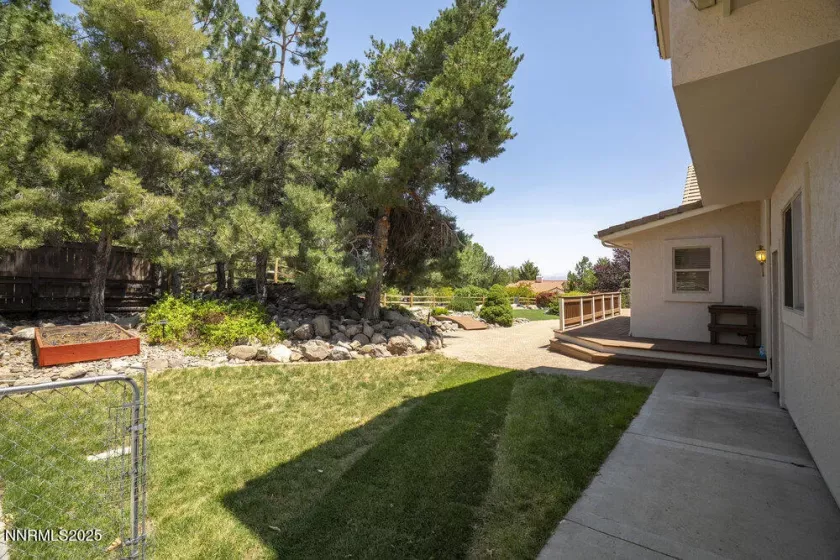 13475 Evening Song, Reno, Nevada 89511, 4 Bedrooms Bedrooms, ,3 BathroomsBathrooms,Residential,Residential,Evening Song,250053171