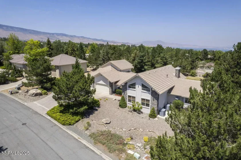 13475 Evening Song, Reno, Nevada 89511, 4 Bedrooms Bedrooms, ,3 BathroomsBathrooms,Residential,Residential,Evening Song,250053171