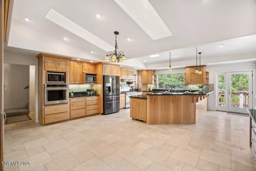 13475 Evening Song, Reno, Nevada 89511, 4 Bedrooms Bedrooms, ,3 BathroomsBathrooms,Residential,Residential,Evening Song,250053171