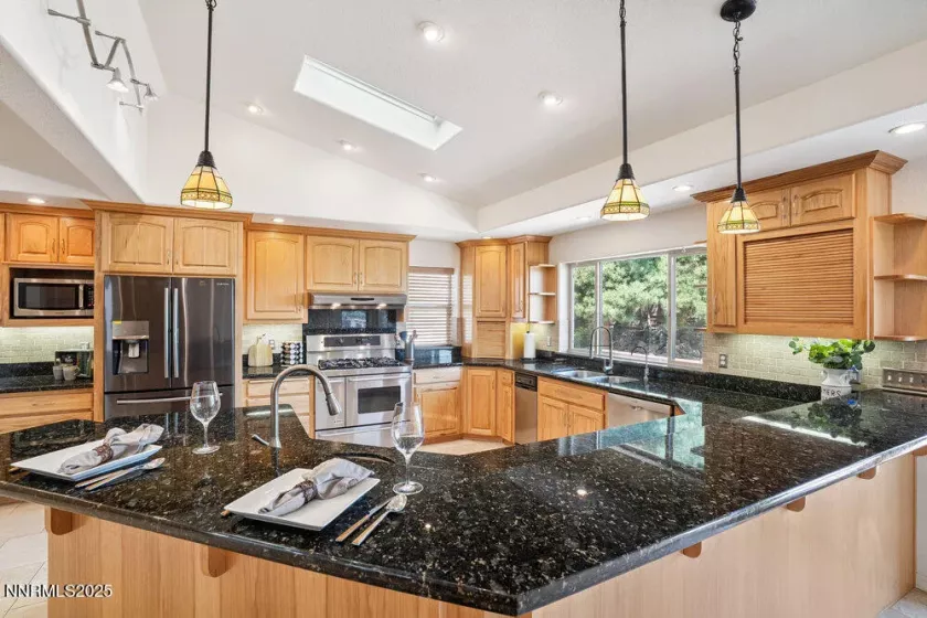13475 Evening Song, Reno, Nevada 89511, 4 Bedrooms Bedrooms, ,3 BathroomsBathrooms,Residential,Residential,Evening Song,250053171