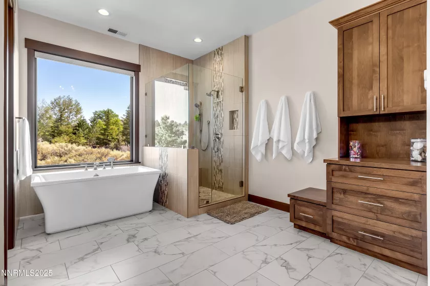 10025 Donalisha, Reno, Nevada 89511, 4 Bedrooms Bedrooms, ,5 BathroomsBathrooms,Residential,Residential,Donalisha,250053172