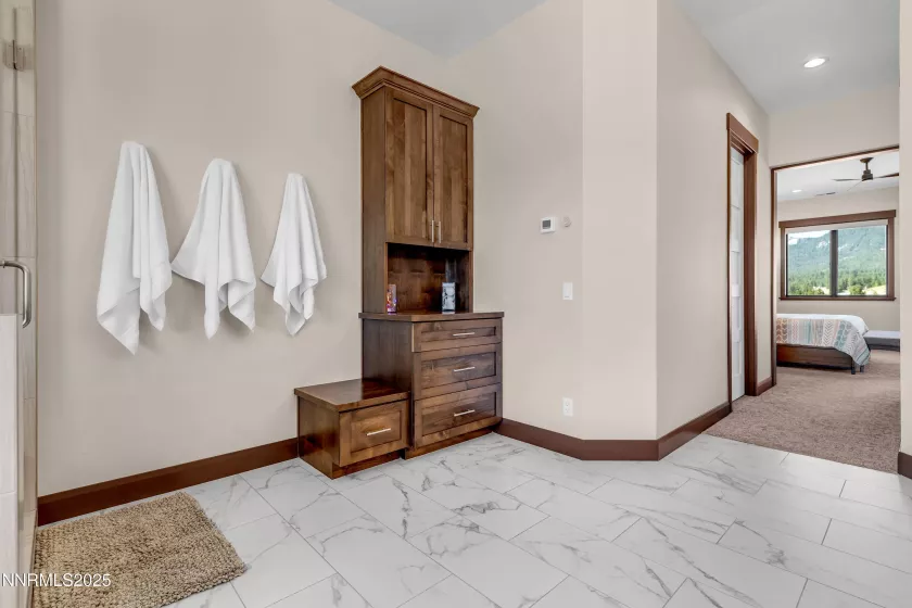 10025 Donalisha, Reno, Nevada 89511, 4 Bedrooms Bedrooms, ,5 BathroomsBathrooms,Residential,Residential,Donalisha,250053172