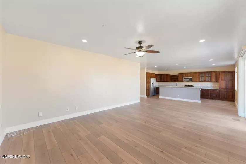 3485 Fairway, Sparks, Nevada 89431, 5 Bedrooms Bedrooms, ,3 BathroomsBathrooms,Residential,Residential,Fairway,250053174