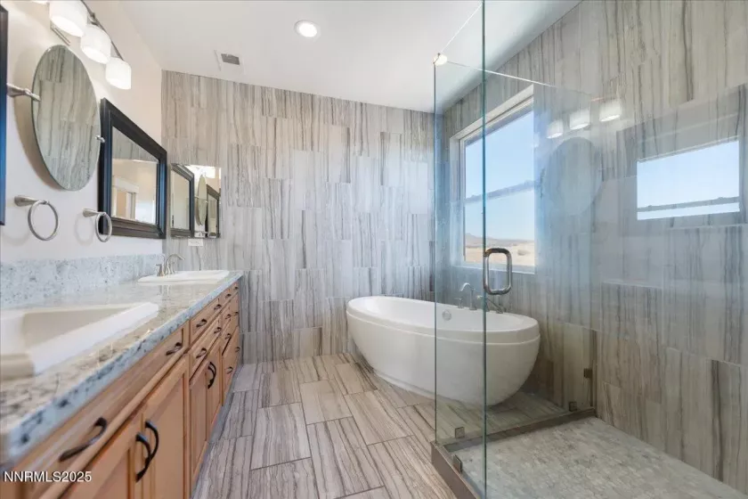 3485 Fairway, Sparks, Nevada 89431, 5 Bedrooms Bedrooms, ,3 BathroomsBathrooms,Residential,Residential,Fairway,250053174
