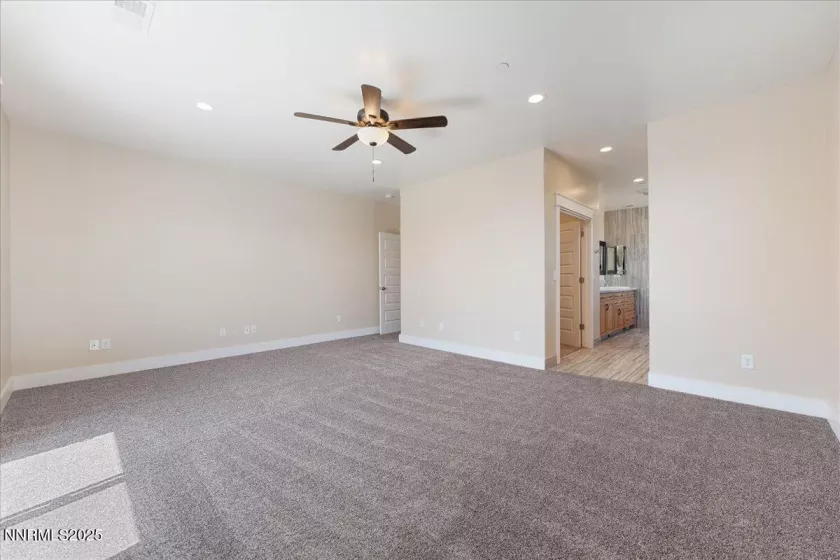 3485 Fairway, Sparks, Nevada 89431, 5 Bedrooms Bedrooms, ,3 BathroomsBathrooms,Residential,Residential,Fairway,250053174