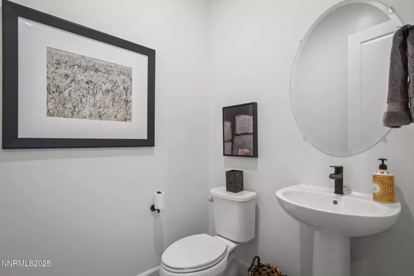 2245 Kates Bridge, Reno, Nevada 89521, 2 Bedrooms Bedrooms, ,3 BathroomsBathrooms,Residential,Residential,Kates Bridge,250053175