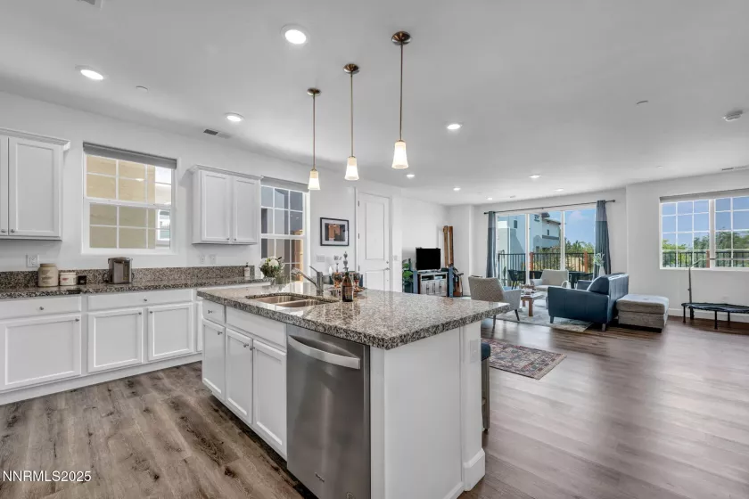 2014 Cradle Mountain, Reno, Nevada 89523, 3 Bedrooms Bedrooms, ,3 BathroomsBathrooms,Residential,Residential,Cradle Mountain,250053177