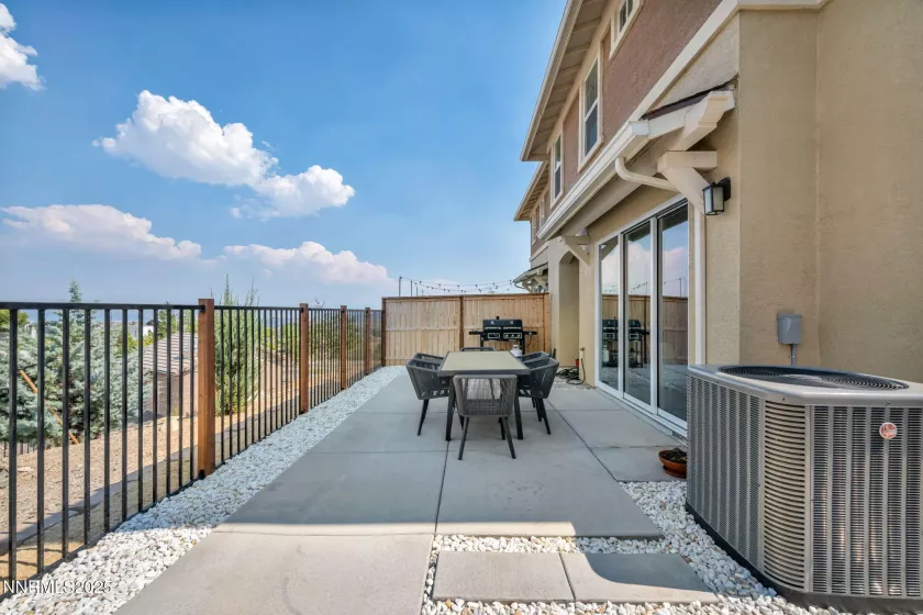 2014 Cradle Mountain, Reno, Nevada 89523, 3 Bedrooms Bedrooms, ,3 BathroomsBathrooms,Residential,Residential,Cradle Mountain,250053177