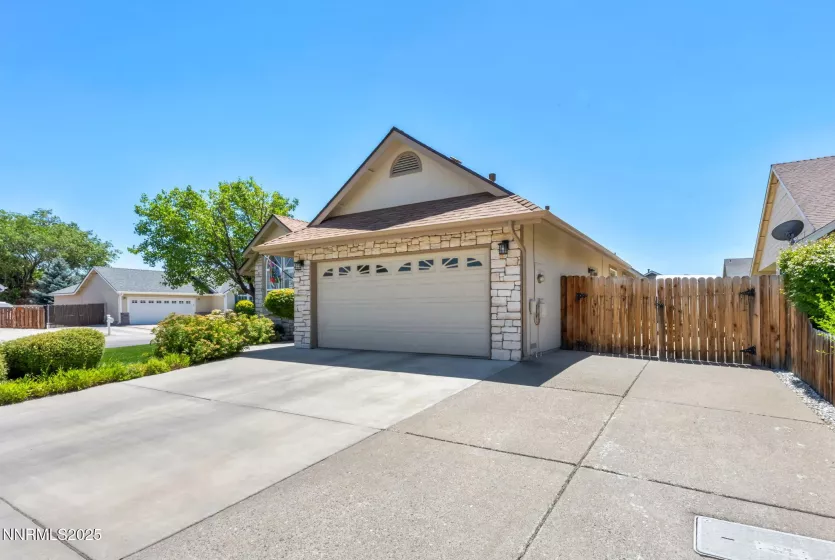 581 Southwest, Carson City, Nevada 89701, 2 Bedrooms Bedrooms, ,2 BathroomsBathrooms,Residential,Residential,Southwest,250053182