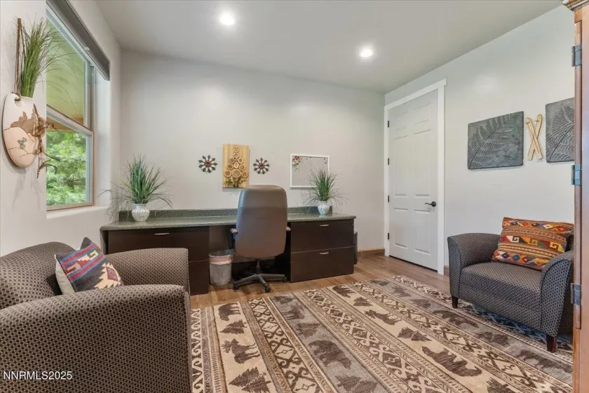 135 Yellow Pine, Reno, Nevada 89511, 3 Bedrooms Bedrooms, ,3 BathroomsBathrooms,Residential,Residential,Yellow Pine,250053184