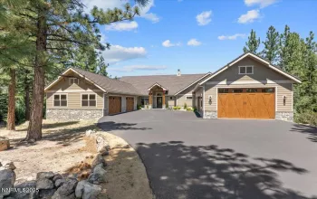 135 Yellow Pine, Reno, Nevada 89511, 3 Bedrooms Bedrooms, ,3 BathroomsBathrooms,Residential,Residential,Yellow Pine,250053184
