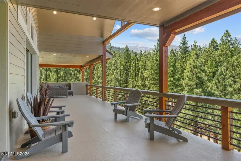 135 Yellow Pine, Reno, Nevada 89511, 3 Bedrooms Bedrooms, ,3 BathroomsBathrooms,Residential,Residential,Yellow Pine,250053184