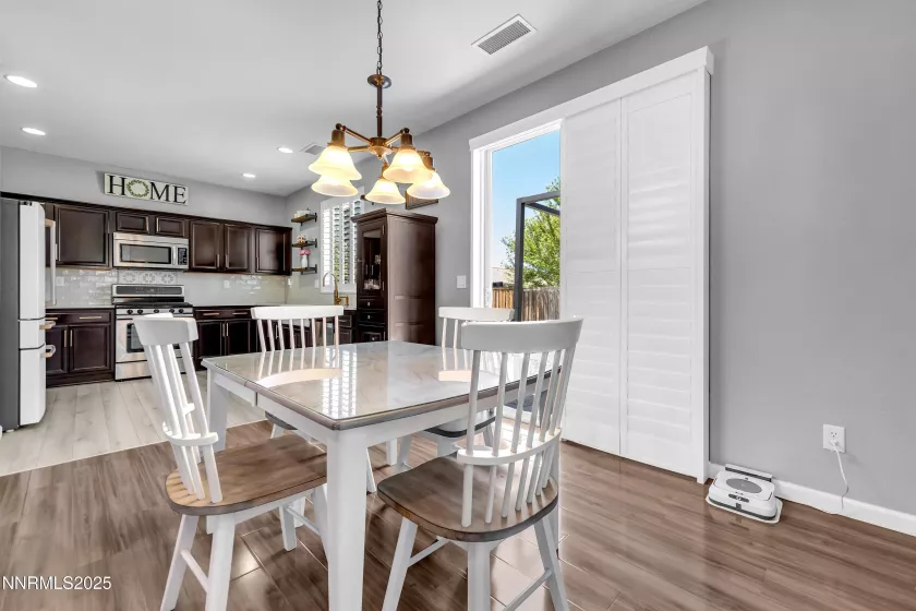 315 Pesaro, Reno, Nevada 89521, 3 Bedrooms Bedrooms, ,2 BathroomsBathrooms,Residential,Residential,Pesaro,250053187