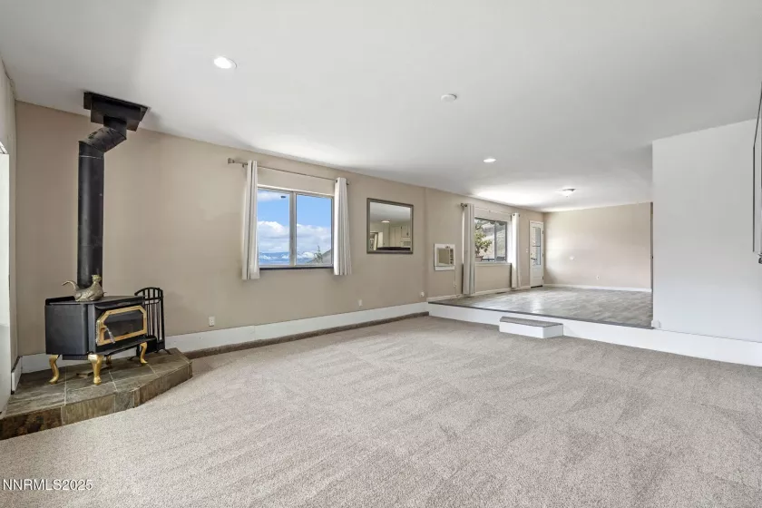 111 US-395, Gardnerville, Nevada 89410, 3 Bedrooms Bedrooms, ,2 BathroomsBathrooms,Residential,Residential,US-395,250053186