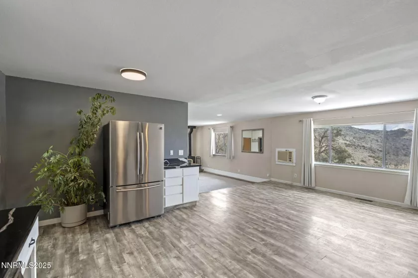 111 US-395, Gardnerville, Nevada 89410, 3 Bedrooms Bedrooms, ,2 BathroomsBathrooms,Residential,Residential,US-395,250053186