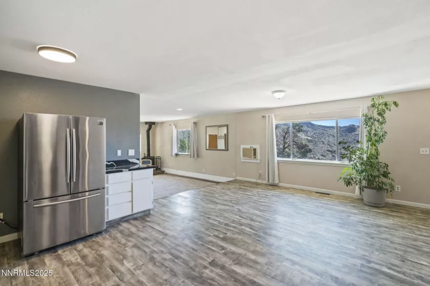111 US-395, Gardnerville, Nevada 89410, 3 Bedrooms Bedrooms, ,2 BathroomsBathrooms,Residential,Residential,US-395,250053186