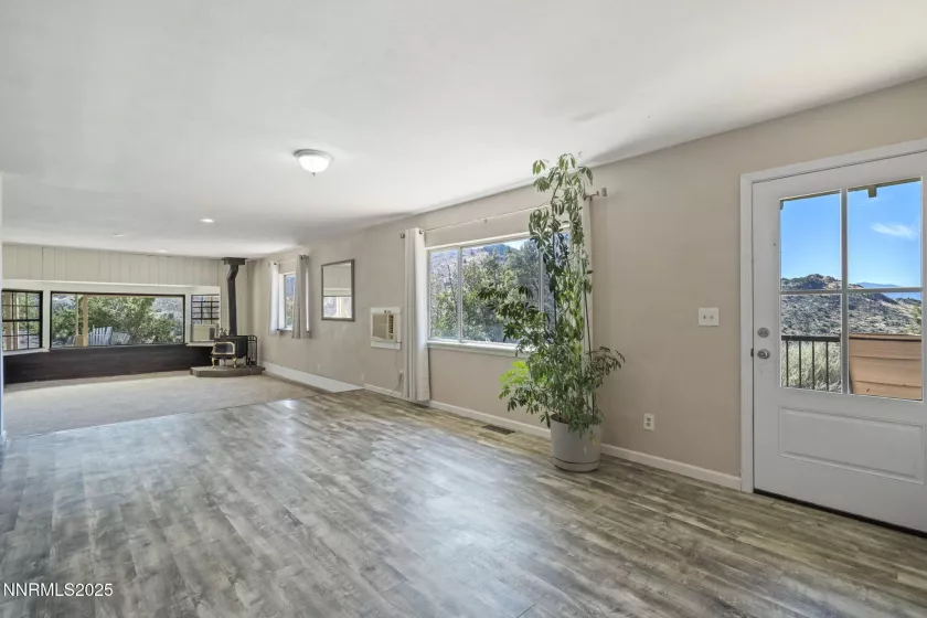 111 US-395, Gardnerville, Nevada 89410, 3 Bedrooms Bedrooms, ,2 BathroomsBathrooms,Residential,Residential,US-395,250053186