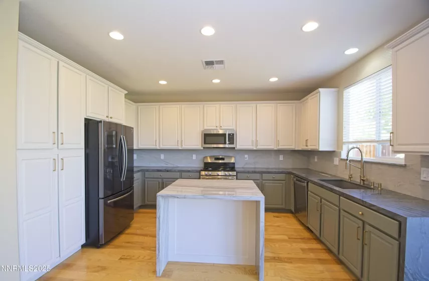 2798 Peavine Creek, Reno, Nevada 89523, 3 Bedrooms Bedrooms, ,3 BathroomsBathrooms,Residential Lease,Manufactured,Peavine Creek,250053190