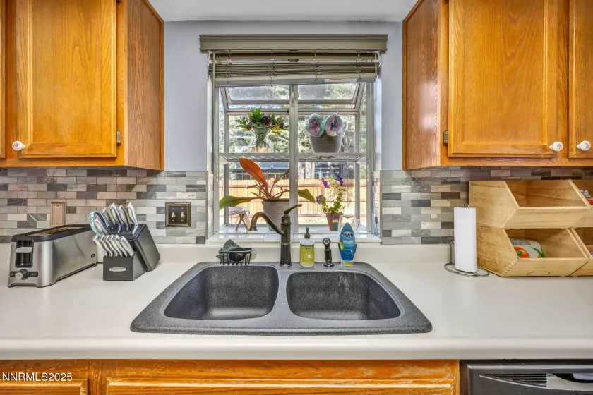 2391 Pinebrook, Carson City, Nevada 89701, 4 Bedrooms Bedrooms, ,3 BathroomsBathrooms,Residential,Residential,Pinebrook,250053196