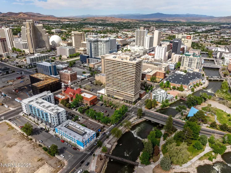 100 Arlington, Reno, Nevada 89501, 2 Bedrooms Bedrooms, ,2 BathroomsBathrooms,Residential,Residential,Arlington,250053197