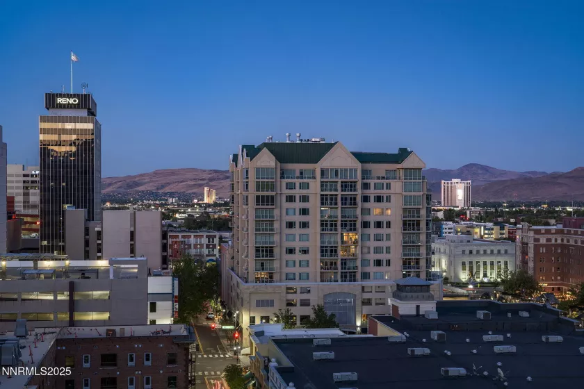 100 Arlington, Reno, Nevada 89501, 2 Bedrooms Bedrooms, ,2 BathroomsBathrooms,Residential,Residential,Arlington,250053197