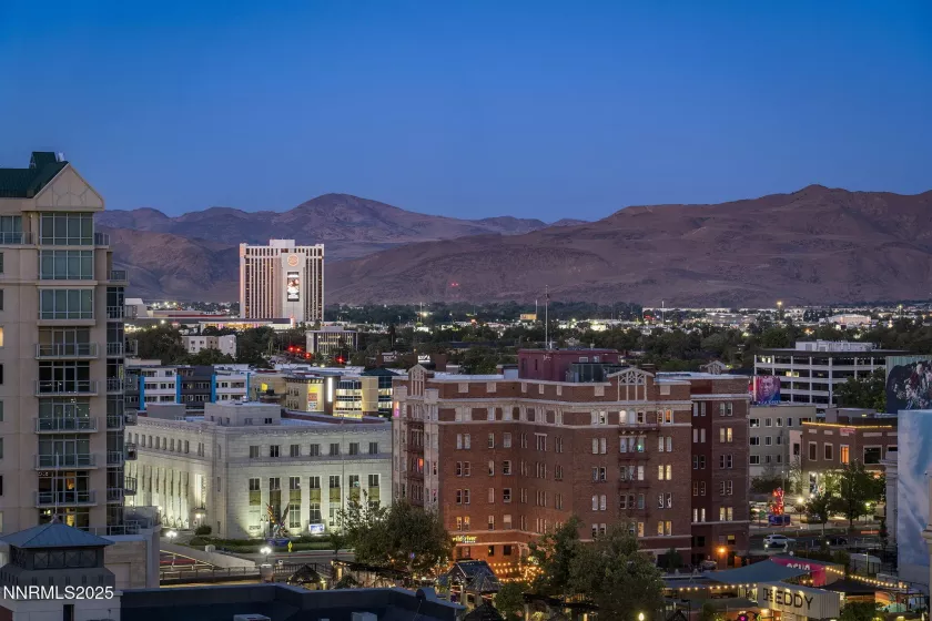 100 Arlington, Reno, Nevada 89501, 2 Bedrooms Bedrooms, ,2 BathroomsBathrooms,Residential,Residential,Arlington,250053197
