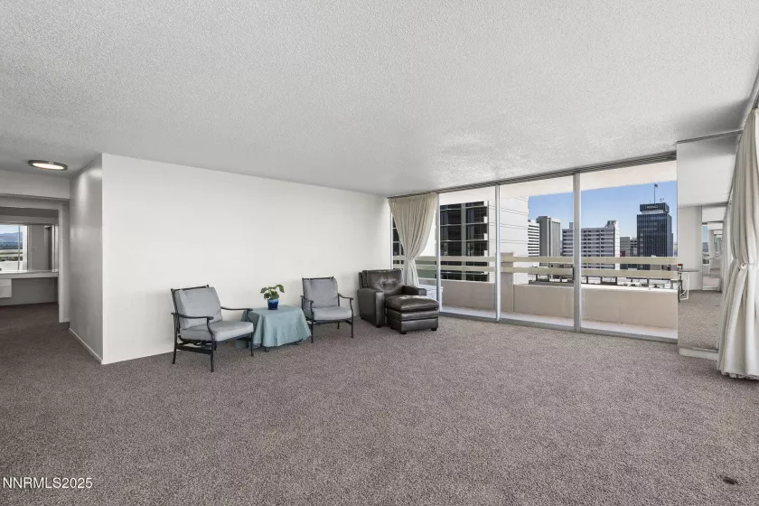 100 Arlington, Reno, Nevada 89501, 2 Bedrooms Bedrooms, ,2 BathroomsBathrooms,Residential,Residential,Arlington,250053197