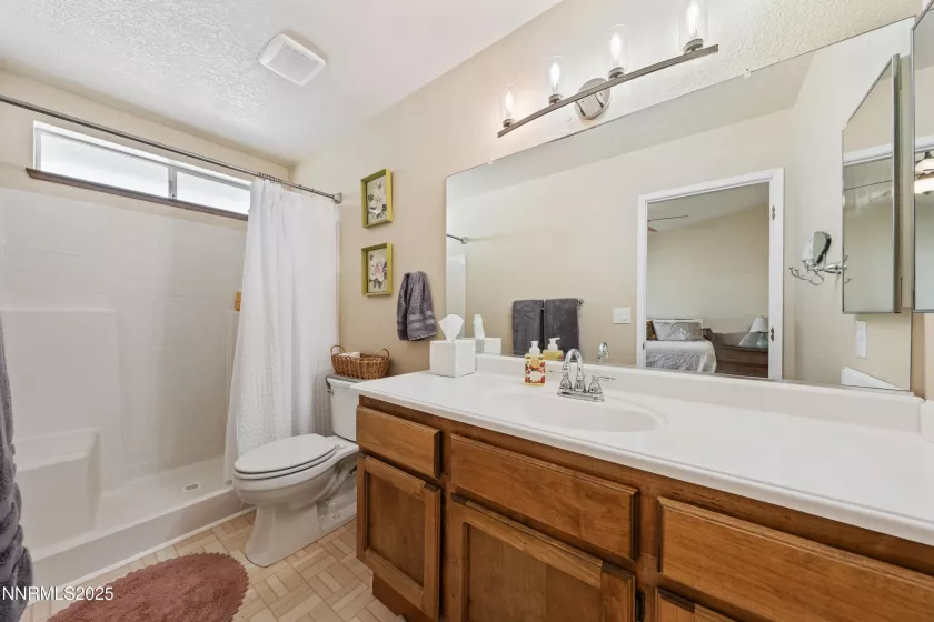 202 Thornwood, Dayton, Nevada 89403, 3 Bedrooms Bedrooms, ,2 BathroomsBathrooms,Residential,Residential,Thornwood,250053198