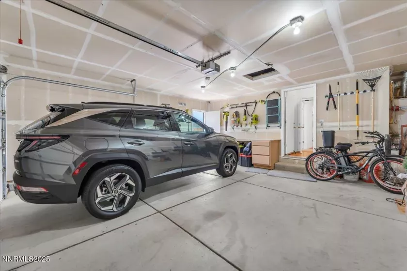 9175 Rising Moon, Reno, Nevada 89506, 3 Bedrooms Bedrooms, ,2 BathroomsBathrooms,Residential,Residential,Rising Moon,250053200