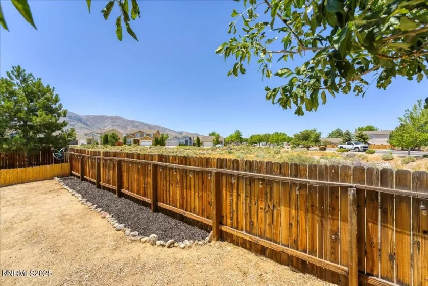 9175 Rising Moon, Reno, Nevada 89506, 3 Bedrooms Bedrooms, ,2 BathroomsBathrooms,Residential,Residential,Rising Moon,250053200