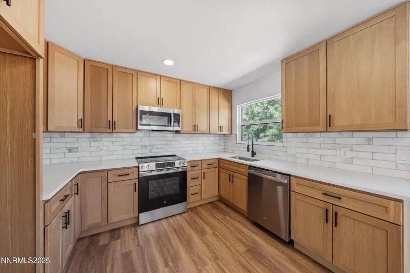 1600 Ferris, Reno, Nevada 89509, 4 Bedrooms Bedrooms, ,3 BathroomsBathrooms,Residential,Residential,Ferris,250053206