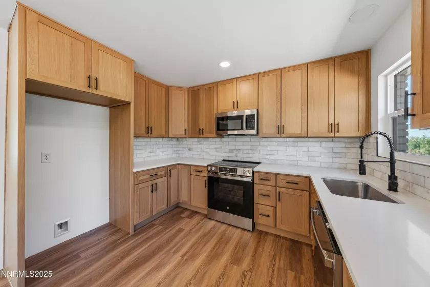 1600 Ferris, Reno, Nevada 89509, 4 Bedrooms Bedrooms, ,3 BathroomsBathrooms,Residential,Residential,Ferris,250053206