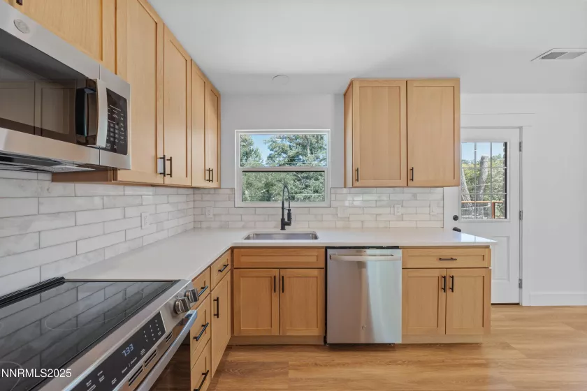 1600 Ferris, Reno, Nevada 89509, 4 Bedrooms Bedrooms, ,3 BathroomsBathrooms,Residential,Residential,Ferris,250053206