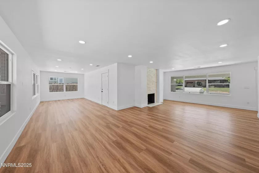 1600 Ferris, Reno, Nevada 89509, 4 Bedrooms Bedrooms, ,3 BathroomsBathrooms,Residential,Residential,Ferris,250053206