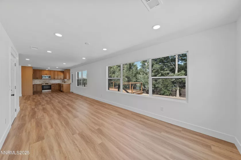 1600 Ferris, Reno, Nevada 89509, 4 Bedrooms Bedrooms, ,3 BathroomsBathrooms,Residential,Residential,Ferris,250053206