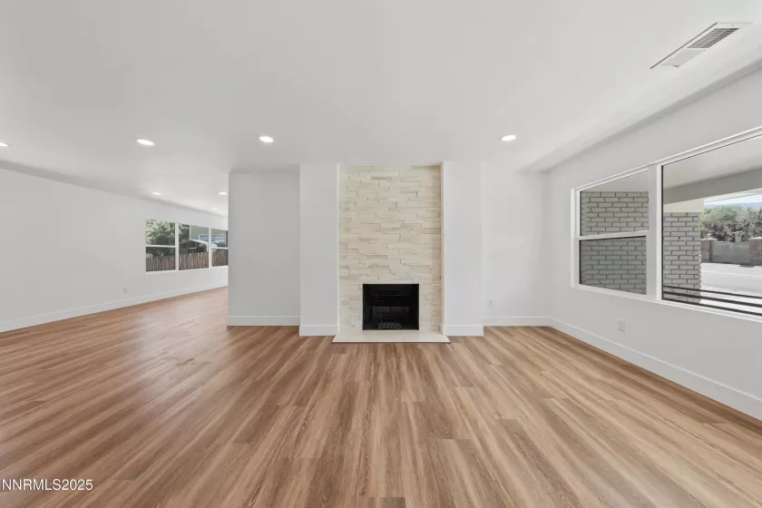 1600 Ferris, Reno, Nevada 89509, 4 Bedrooms Bedrooms, ,3 BathroomsBathrooms,Residential,Residential,Ferris,250053206