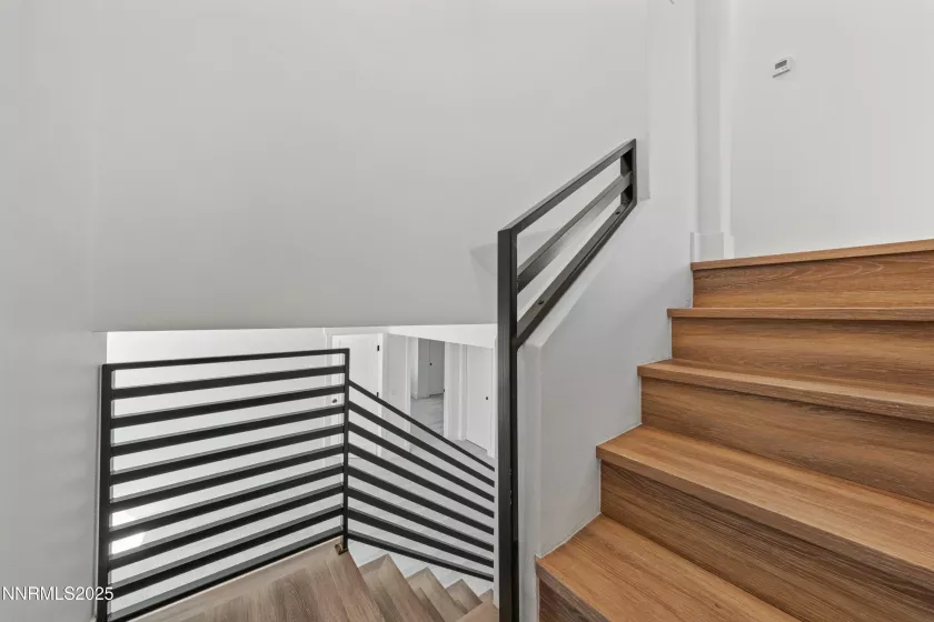 1600 Ferris, Reno, Nevada 89509, 4 Bedrooms Bedrooms, ,3 BathroomsBathrooms,Residential,Residential,Ferris,250053206