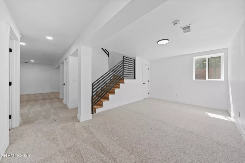 1600 Ferris, Reno, Nevada 89509, 4 Bedrooms Bedrooms, ,3 BathroomsBathrooms,Residential,Residential,Ferris,250053206