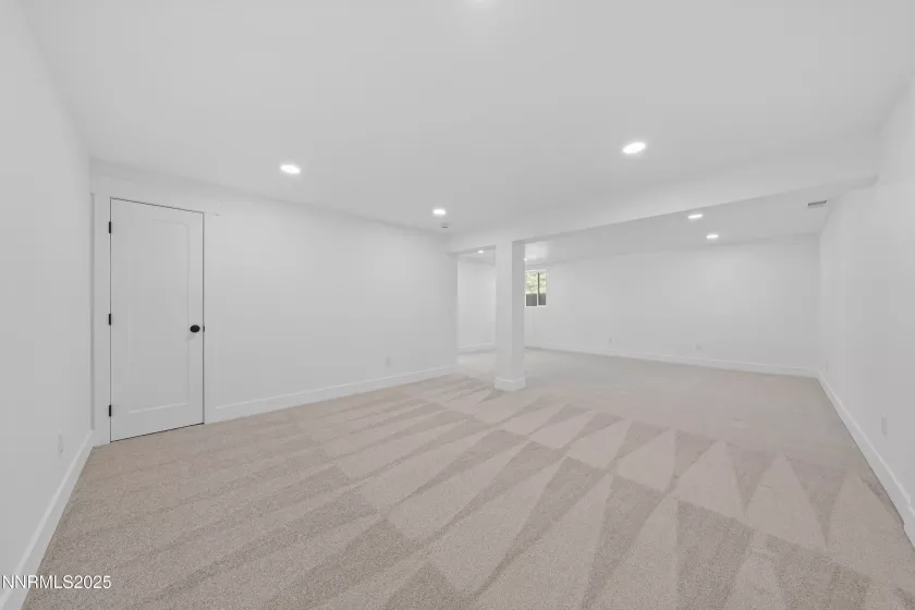 1600 Ferris, Reno, Nevada 89509, 4 Bedrooms Bedrooms, ,3 BathroomsBathrooms,Residential,Residential,Ferris,250053206